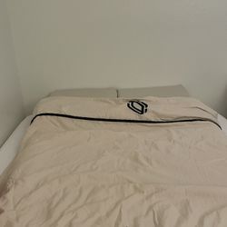 Tesla Model X Dreamcase Black mattress Beige Sheets