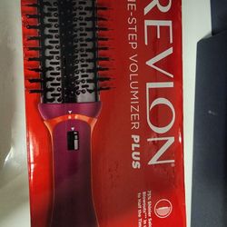 Revlon One Step Volumizer Plus Hair Brush 