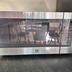 Small Microwave 