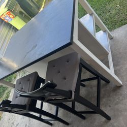 Bar Table