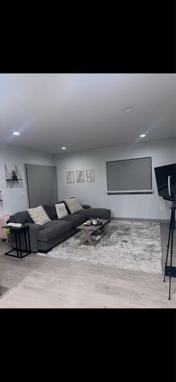 Dark grey couch no damages or tears 150 obo - Culver City pick up only