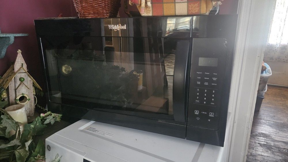 Whirlpool Microwave