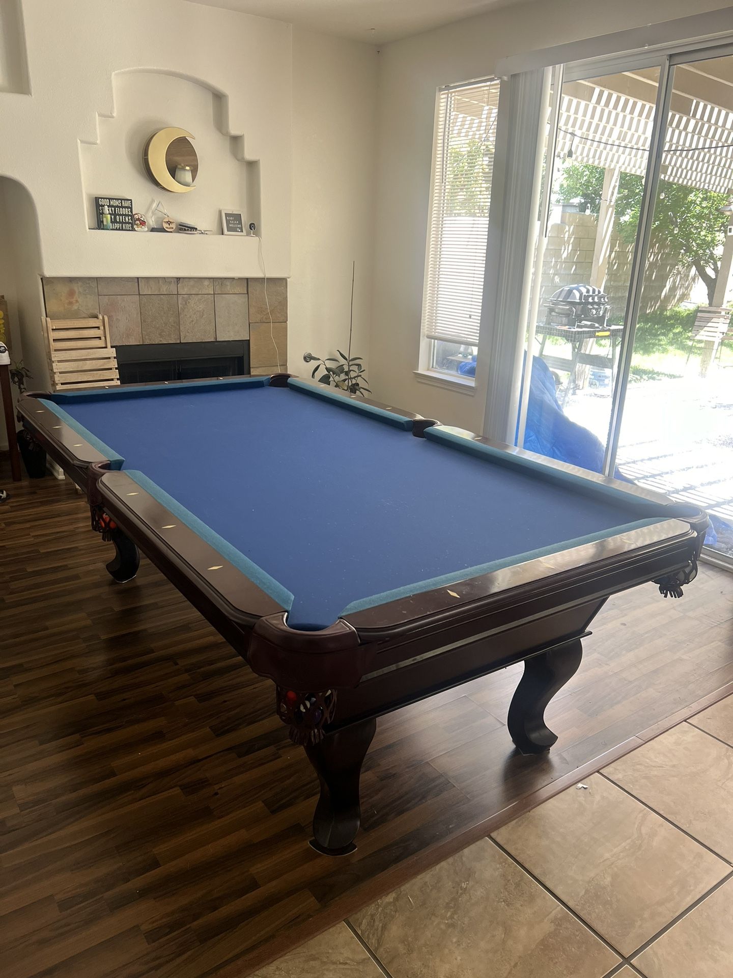 9ft. Pool Table With Accessories