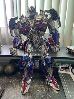 Optimus Prime Last knights