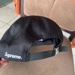 Supreme Hat 