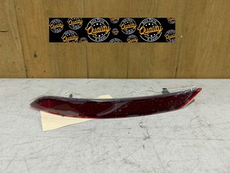 2021 2022 2023 2024 2025 2026 Ford Mustang Mach E Rear Bumper Driver Side Left Side Reflector