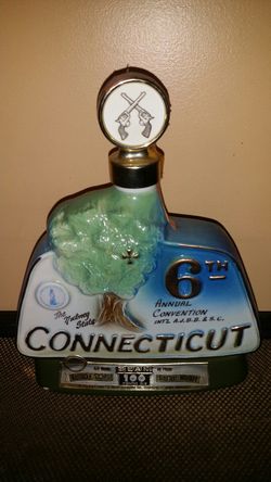 Jim beam 1976 Connecticut decanter / empty