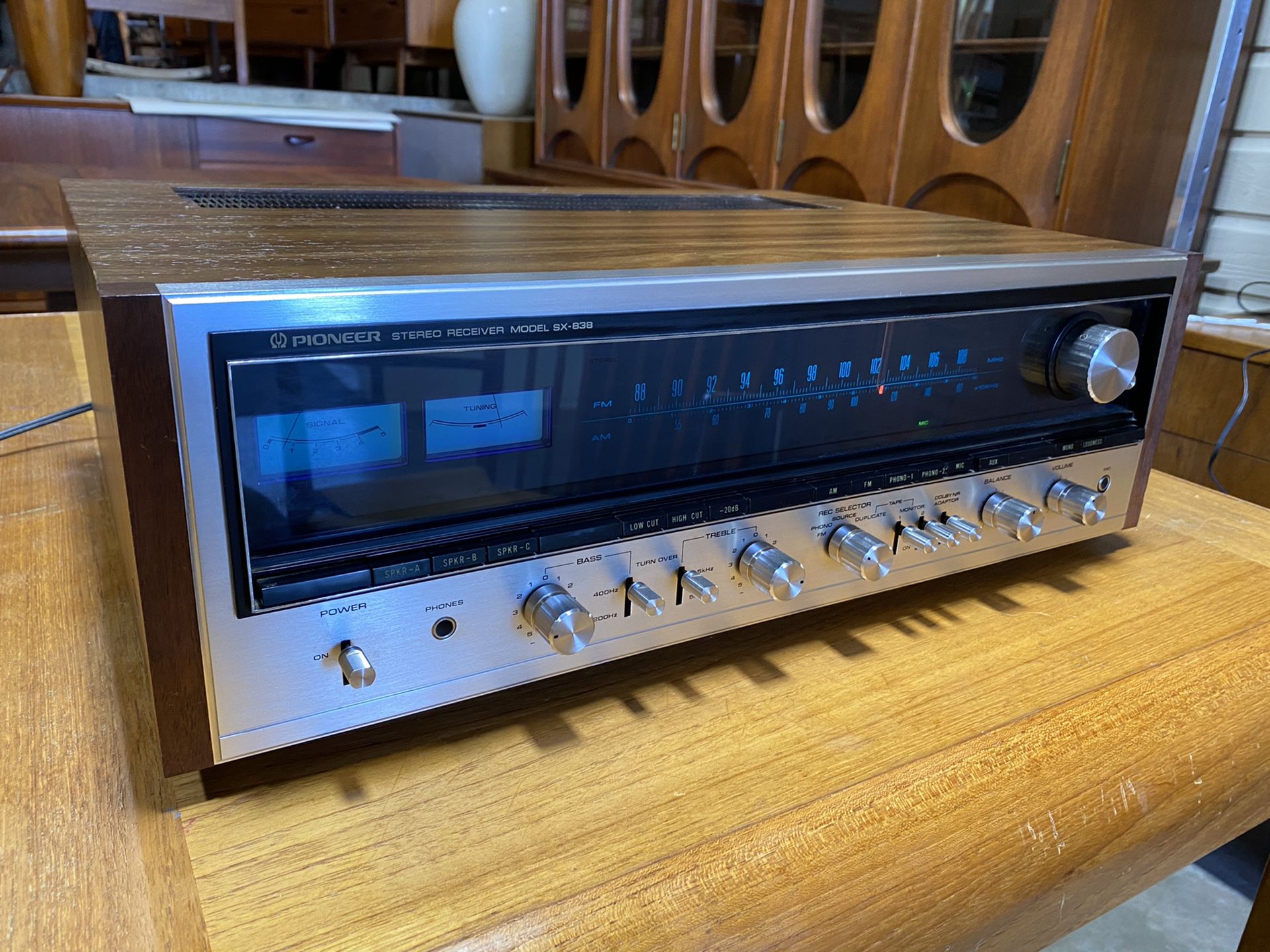 Pioneer SX 838 Stereo Receiver