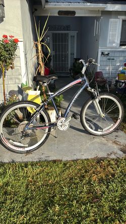 Bikes, for sale send me a message for the prices. Bike is not a dollar.