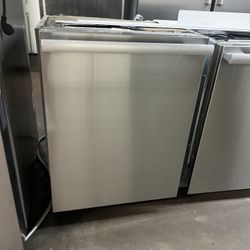 Miele Stainless Steel Built In Dishwasher 