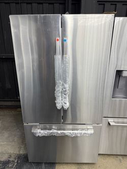 Brand new Samsung 36in. 24 cu.ft. Counter Depth 3-Door French Door Refrigerator in Stainless Steel w/Zero Clearance Fit and Internal Water
