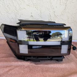 2024 2025 2026 Hyundai Santa Fe Headlight USA  DRL Right Passenger OEM 