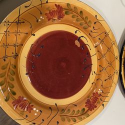 “Romance” Ambiance Collection.  8 Dinner Plates.  