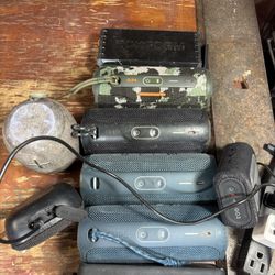 JBL, Anker, Wonderboom Bluetooth Speakers - FOR PARTS