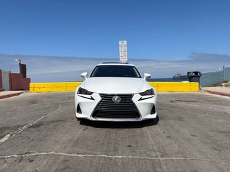 2017 Lexus IS 200t
