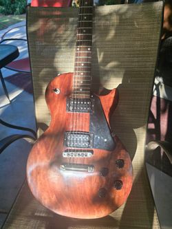 Gibson Les Paul / mahogany