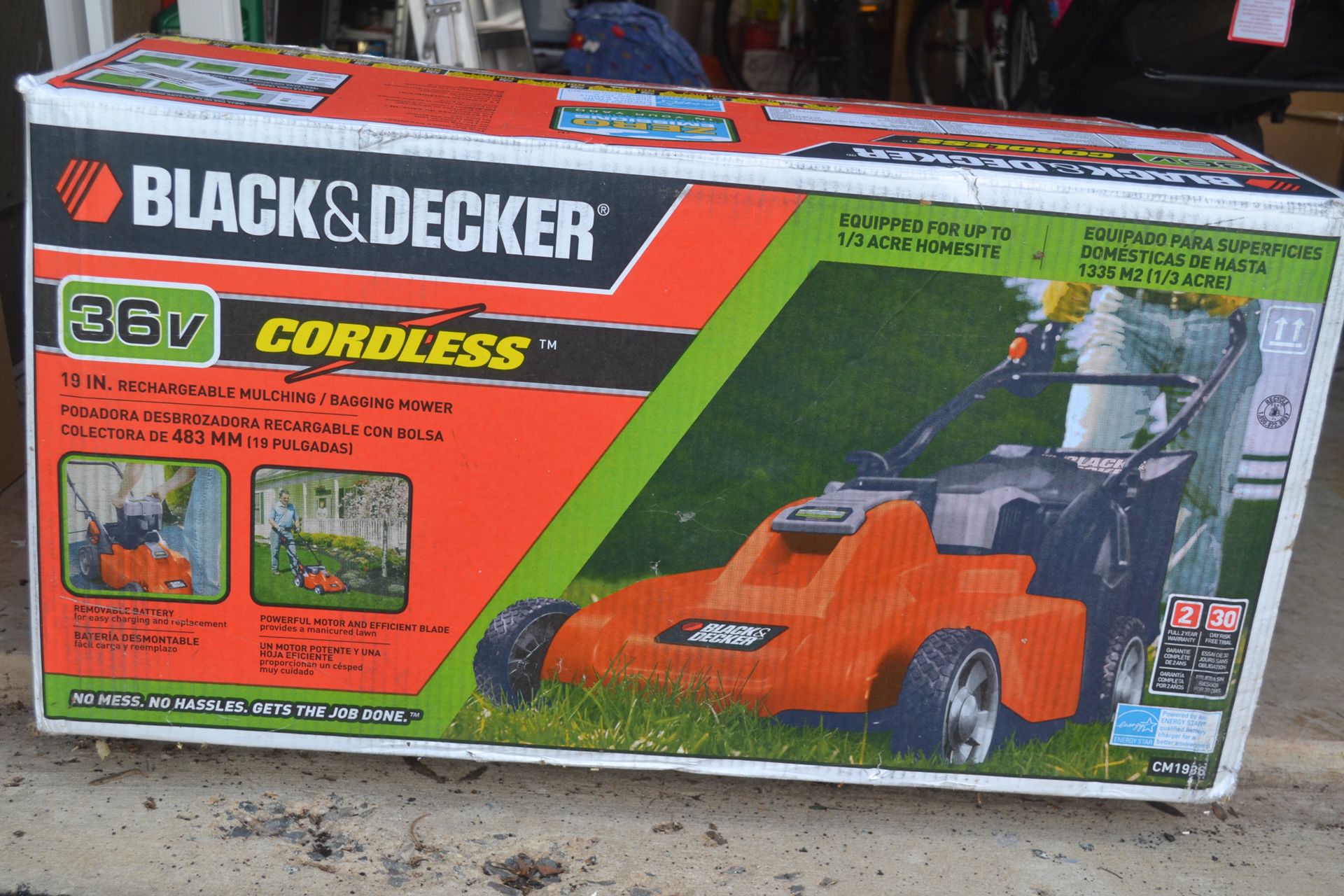 Black and Decker Cordless Mulching Lawn Mower