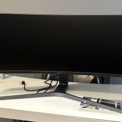 Used SAMSUNG 49-Inch CHG90 144Hz Curved Gaming Monitor (LC49HG90DMNXZA) - Super Ultrawide Screen