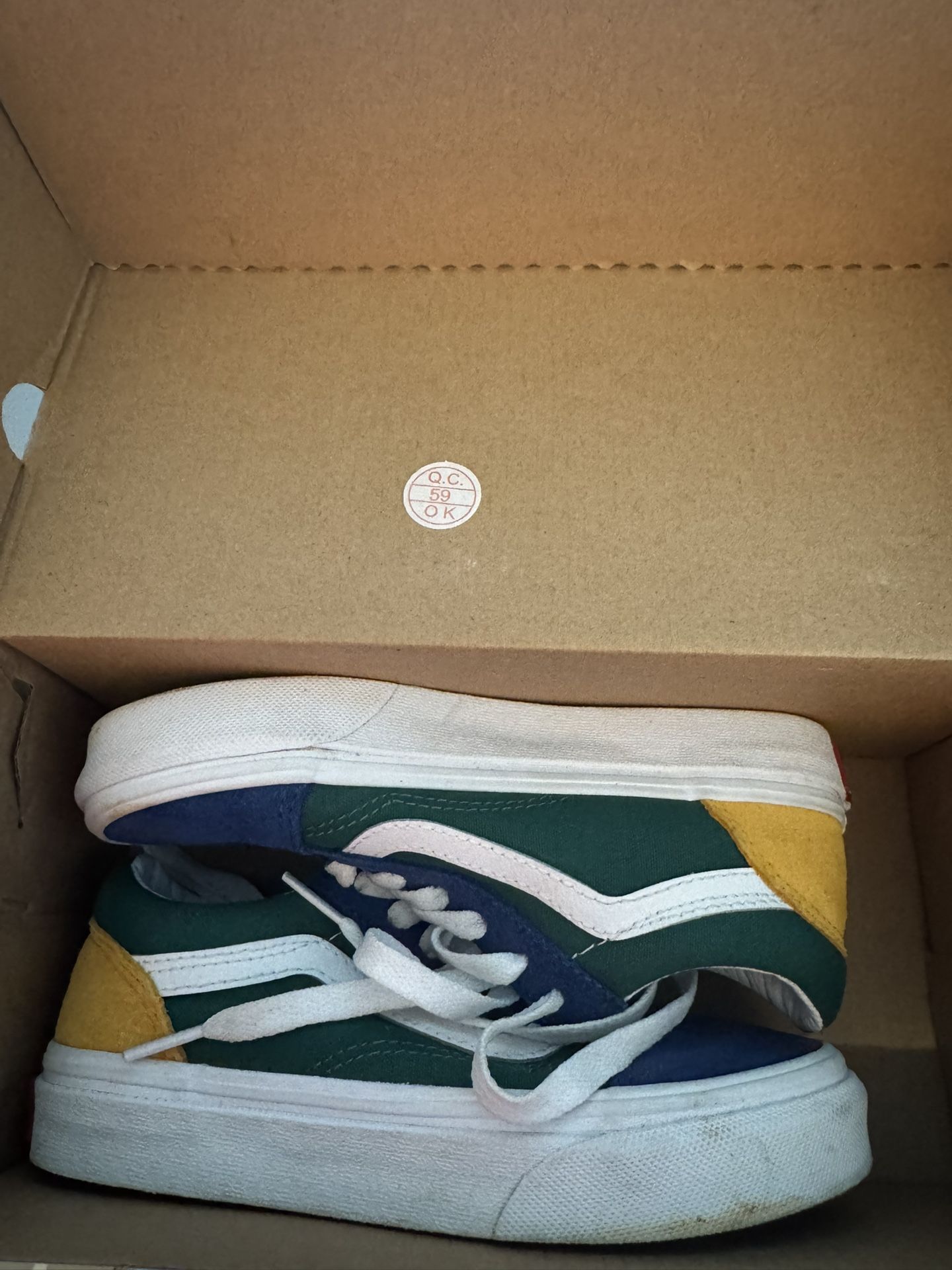 Boys Vans Shoes Sz 1y