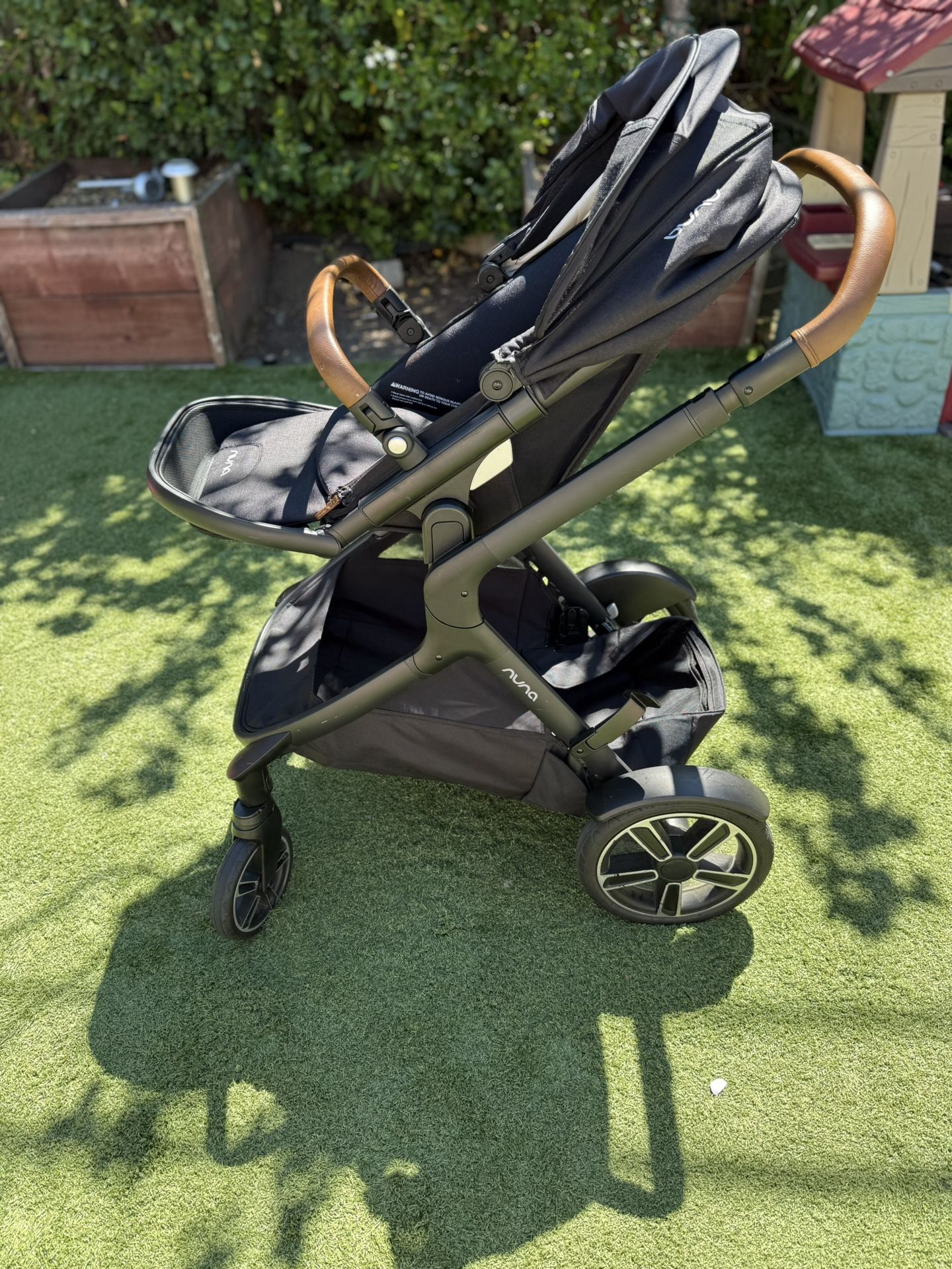 Nuna Double Stroller Demi Grow