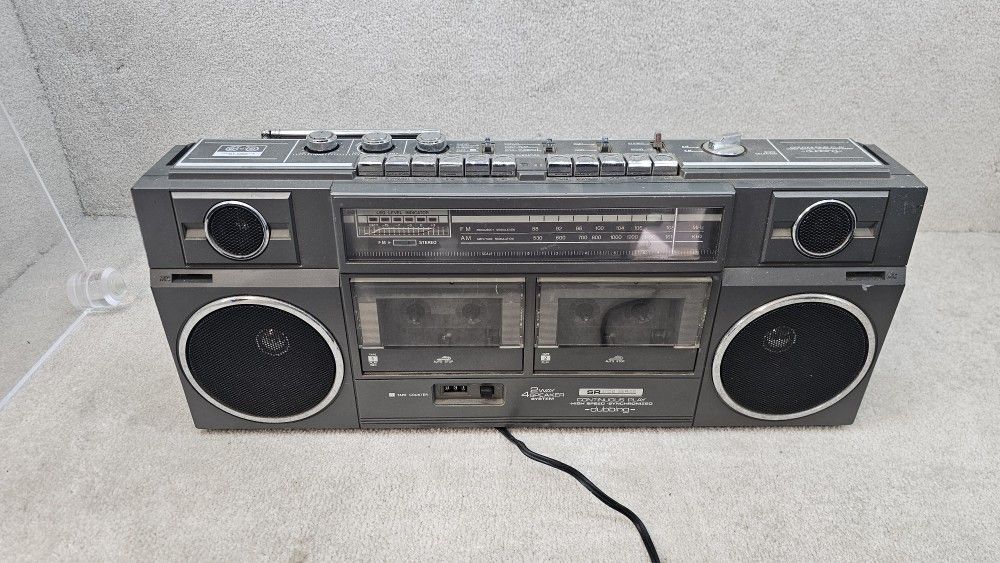 Sears SR 2100 dual cassette boombox