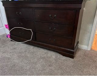 Free dresser with mirror