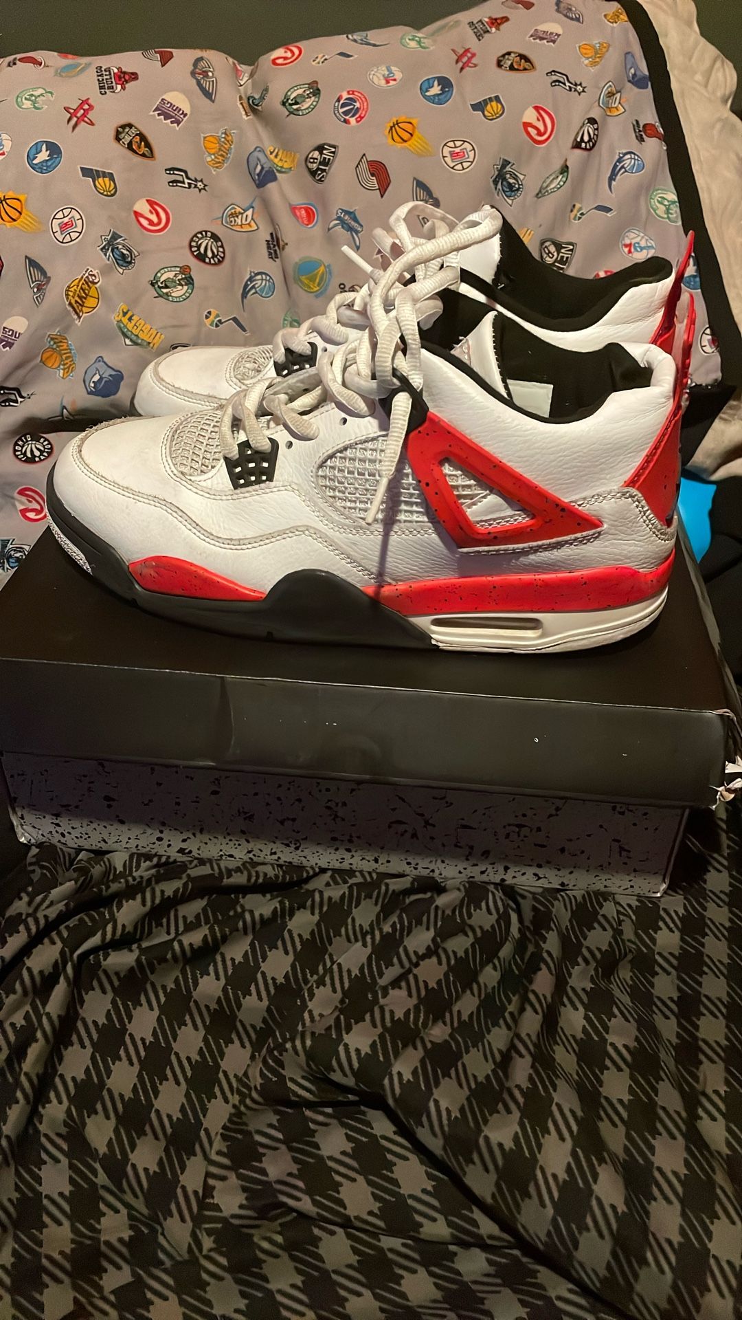Air Jordan 4 “Red Cement”