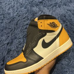 Brand New Taxi Size 9.5