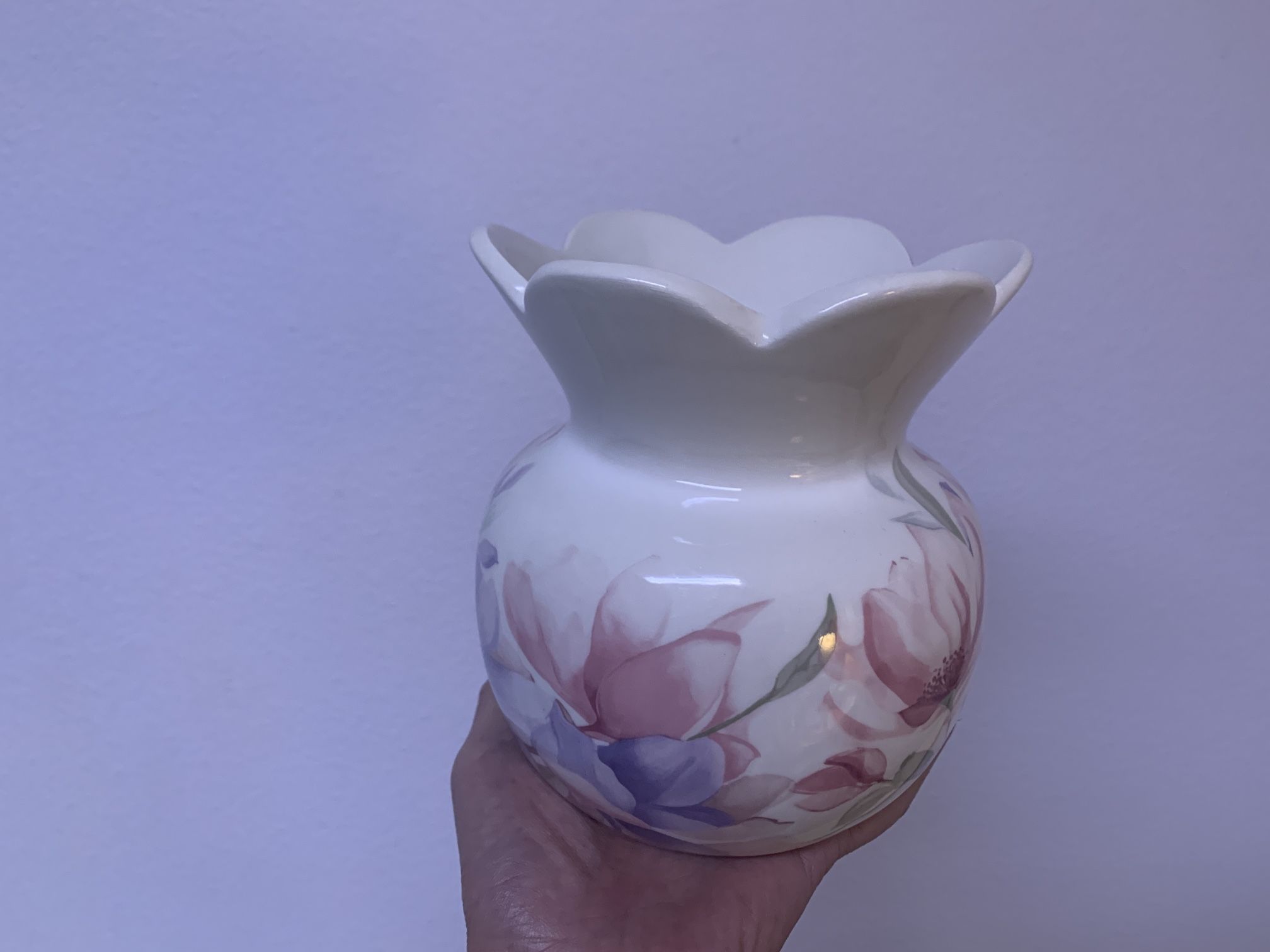 New Overjoyed Boutique Flower Vase