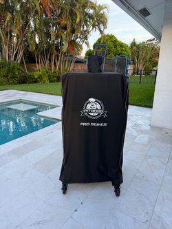 Pitt Boss Vertical smoker
