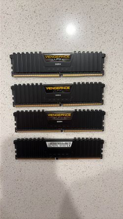 Corsair Vengeance 16GB DDR4 3000Mhz (4 X 4GB)