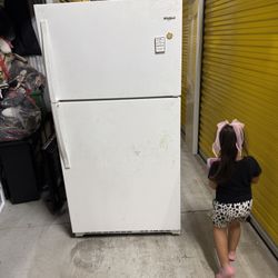 Whirlpool 20 cu. ft. Top Freezer Refrigerator in White