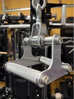 REP Fitness Pro Series Triangle Row Cable Attachment – Like New