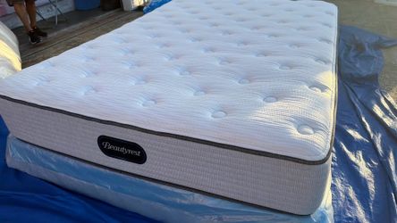 🔥🔥BEAUTYREST QUEEN SIZE MATTRESS 🔥🔥