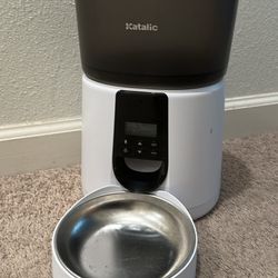 Automatic Pet Feeder