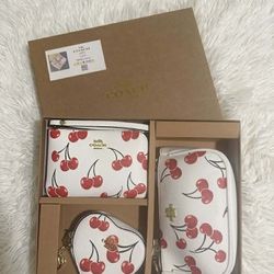 Set Of 3 Wallets And Purse 