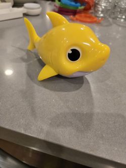 Robo Alive Baby Shark