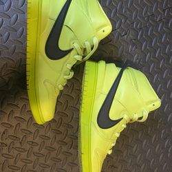 Highlighter Green Nike Ambushes Size 11