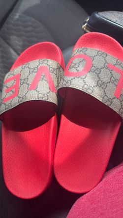 Gucci slides red  size 7