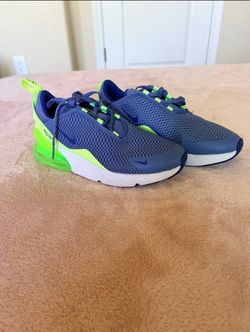 Nike size 3Y