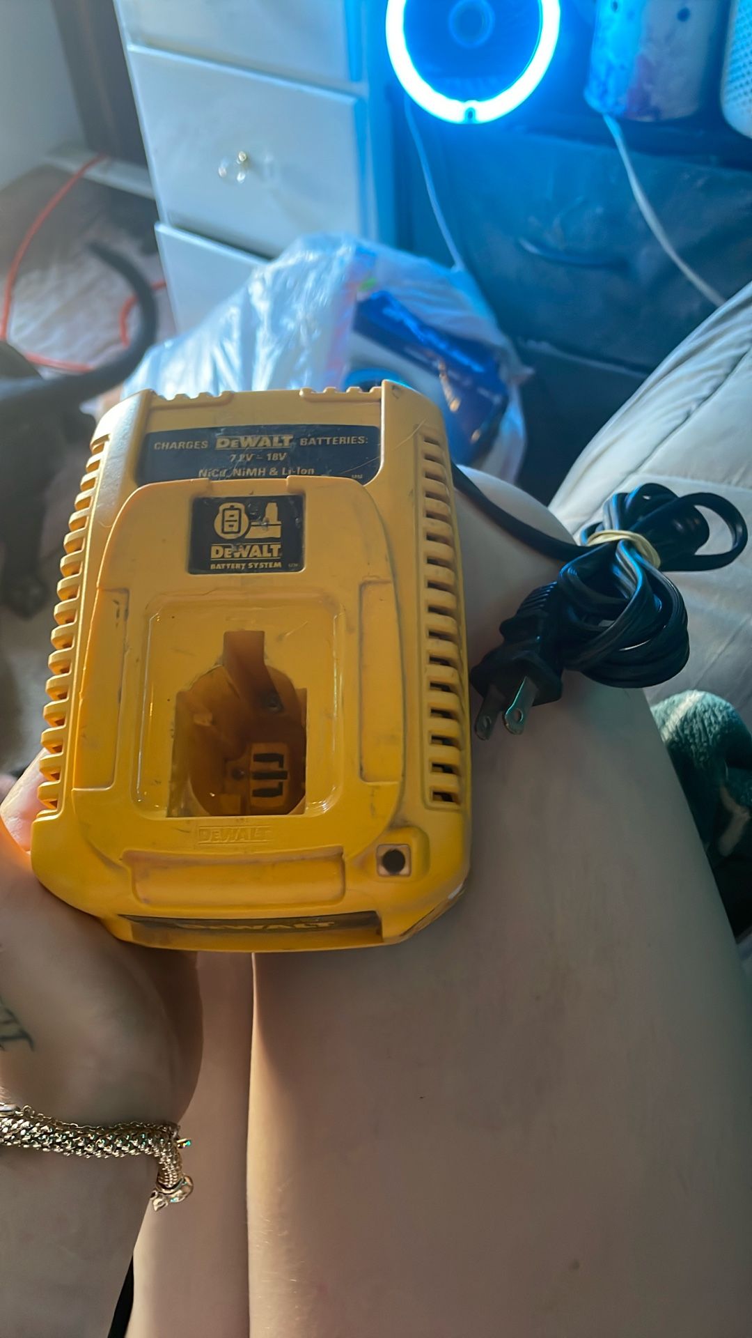 Dewalt Battery