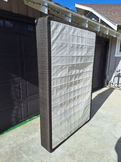 Full size Box spring