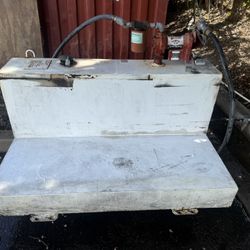 Diesel,  Tanks.  100. Gallons   Whit. Pum.   $300