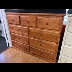 9 Drawer Dresser