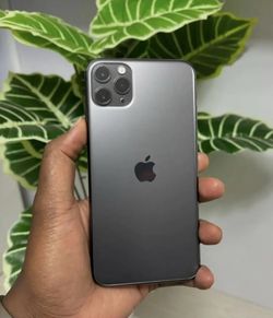 iPhone 11 Pro Max Unlocked 