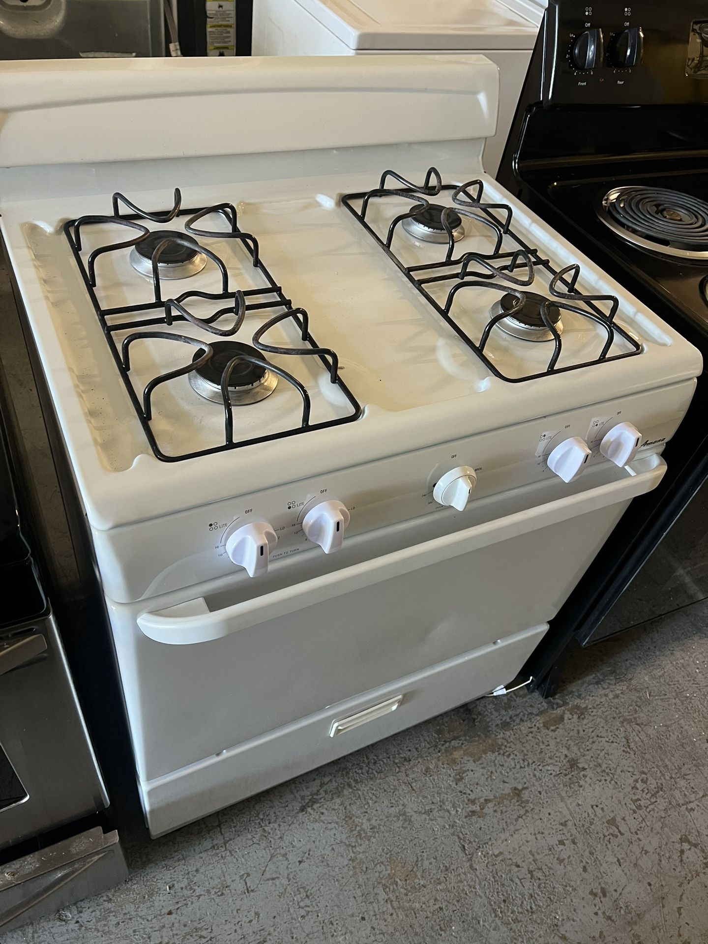 Amana 30 Inch Gas Range