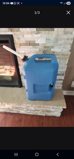 Rubbermaid Water Jug 6 Gallon Capacity