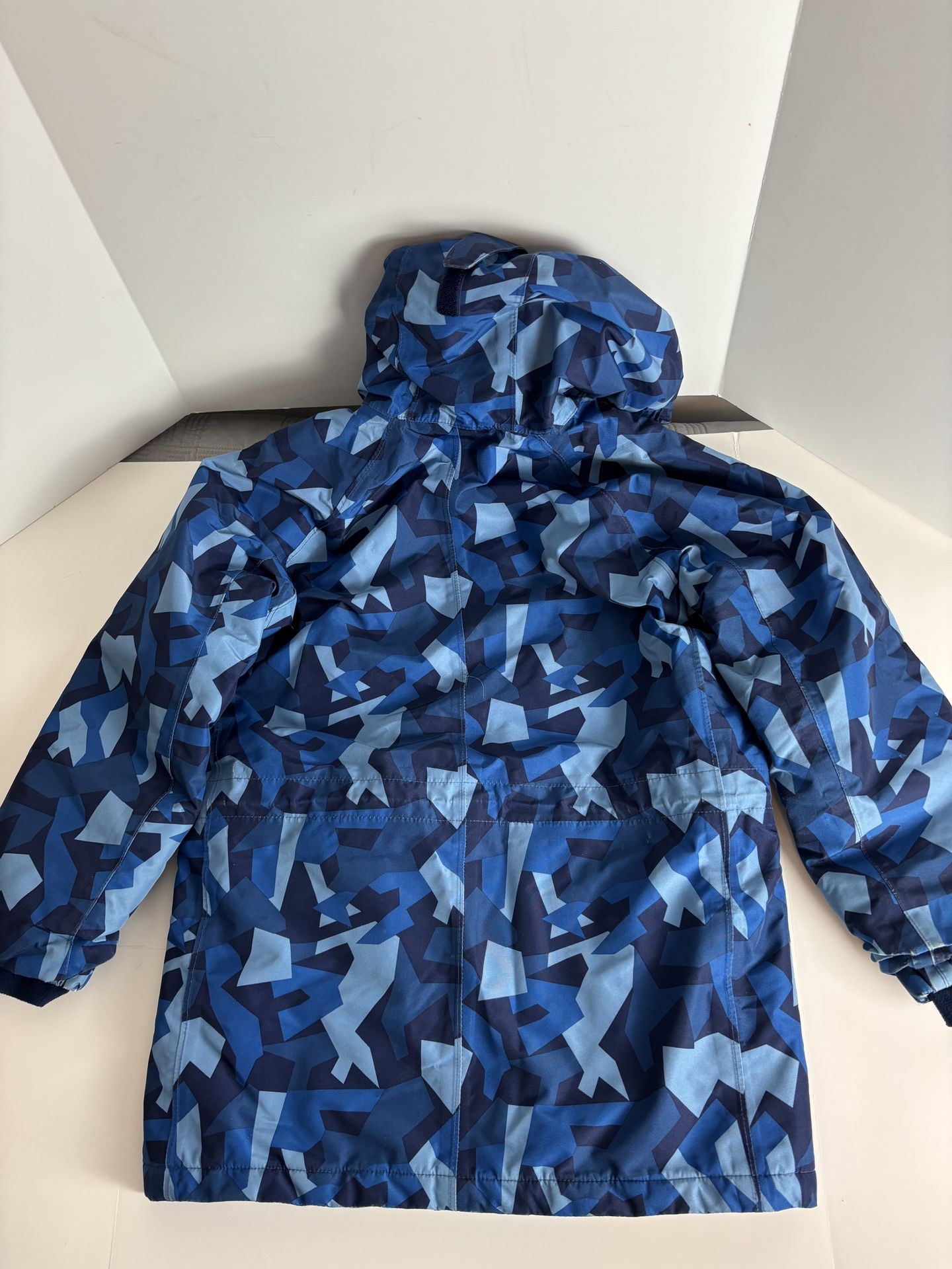 Lands End Boys Hooded Squall Blue Camoflage Insulated Jacket (10-12) gloves