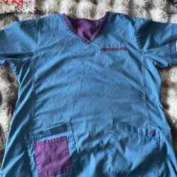 Women’s Scrub Top