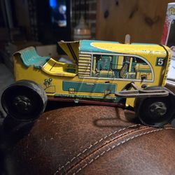 Antique 1950s Marx Wind Up Tin Tractor 